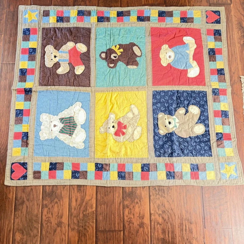 VTG Teddy Bear Quilt Appliqué Nursery Baby Blanket Cottagecore Cotton Patchwork